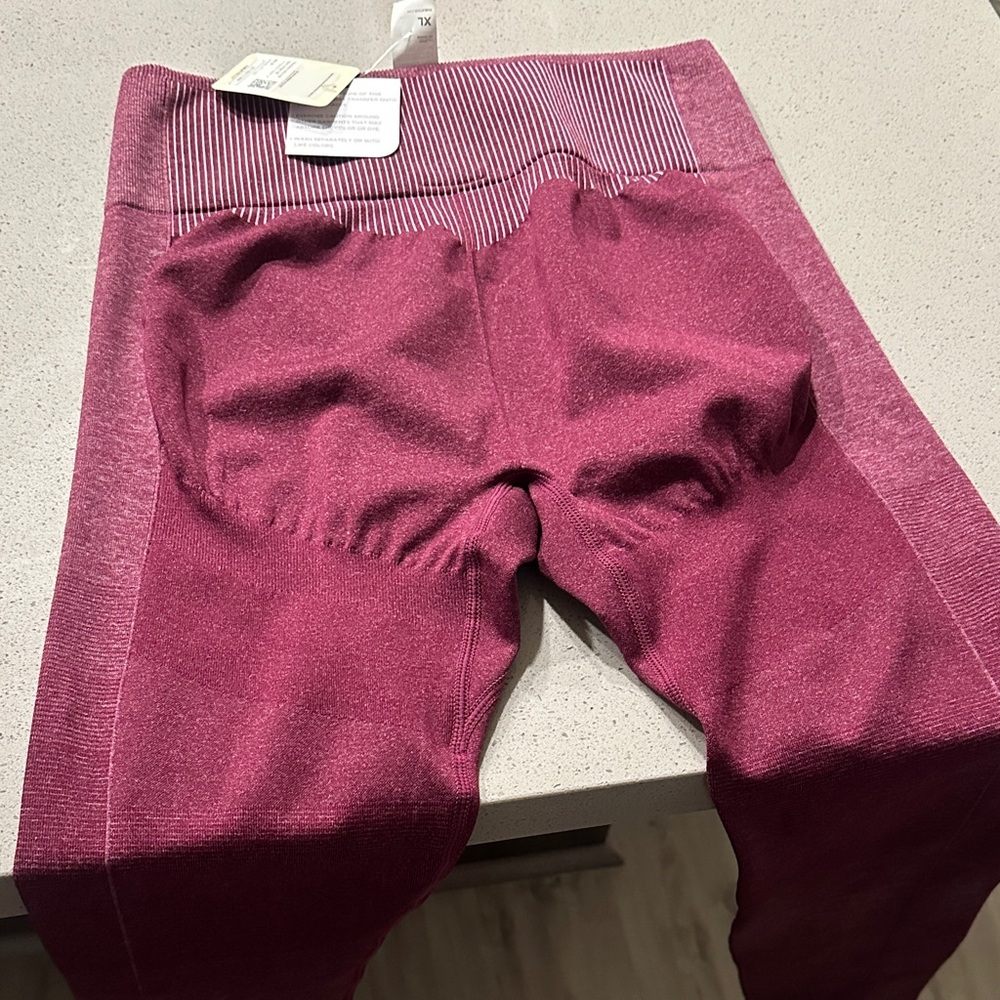 Fabletics Women Berry Leggings